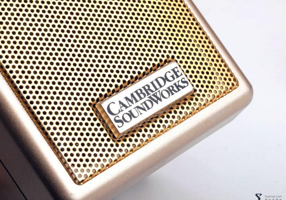 剑桥 Cambridge SoundWorks PCWorks 2.1 音箱-剑桥商标