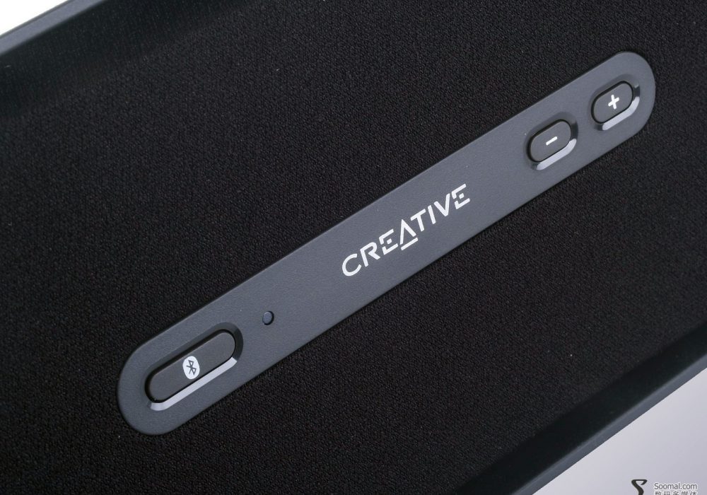 Creative 创新 D100 蓝牙无线音箱-前面板