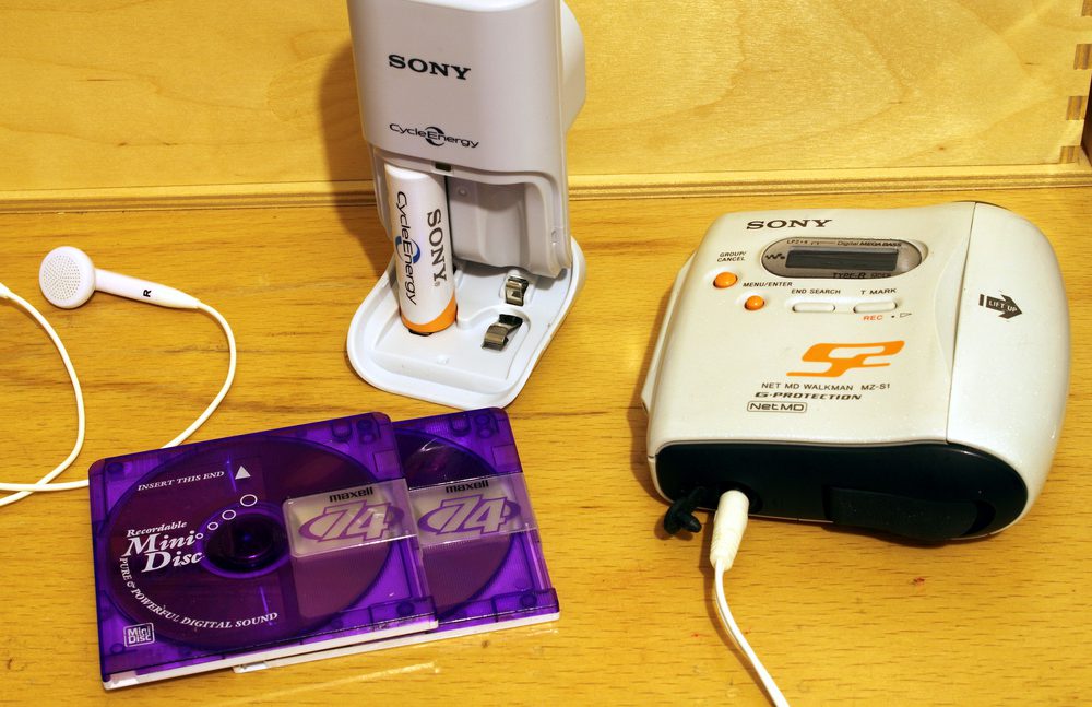 Sony MZ-S1 portable Net MD MiniDisc recorder