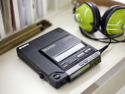 Sony D-555