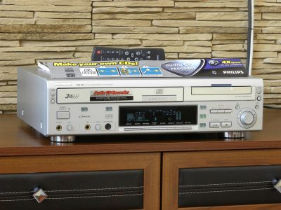 Philips CDR-822 CD播放/刻录机