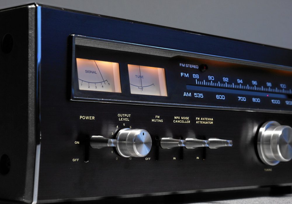 山水 SANSUI TU-5500 FM/AM 收扩机