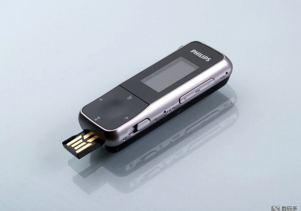 Philips飞利浦 GoGear Mix SA2MXX02K 便携式影音播放器-可伸缩的USB接口