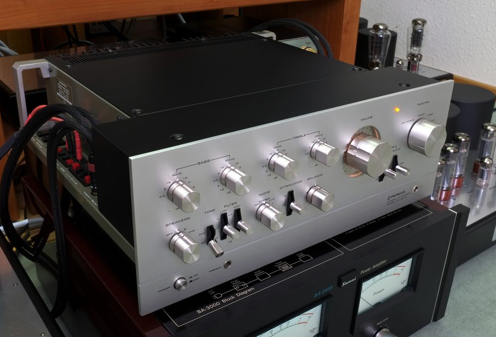 PIONEER Model SA-9900 Stereo Amplifier