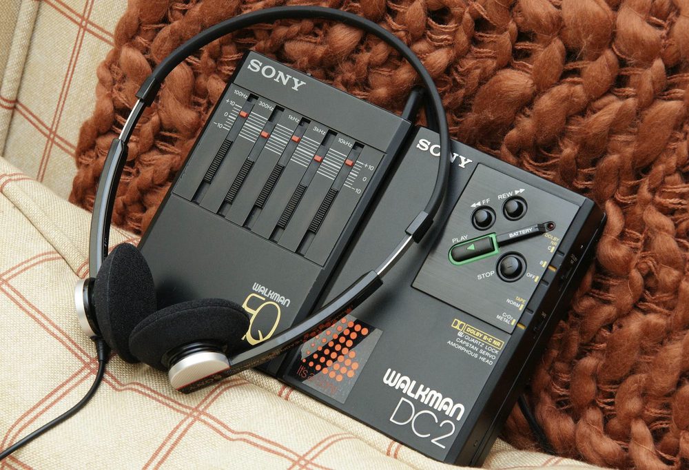 Sony SEQ-50 Portable Equalizer (1984) + Sony WM-DC2 Walkman (1984) + Sony MDR-51 Headphones (1984)