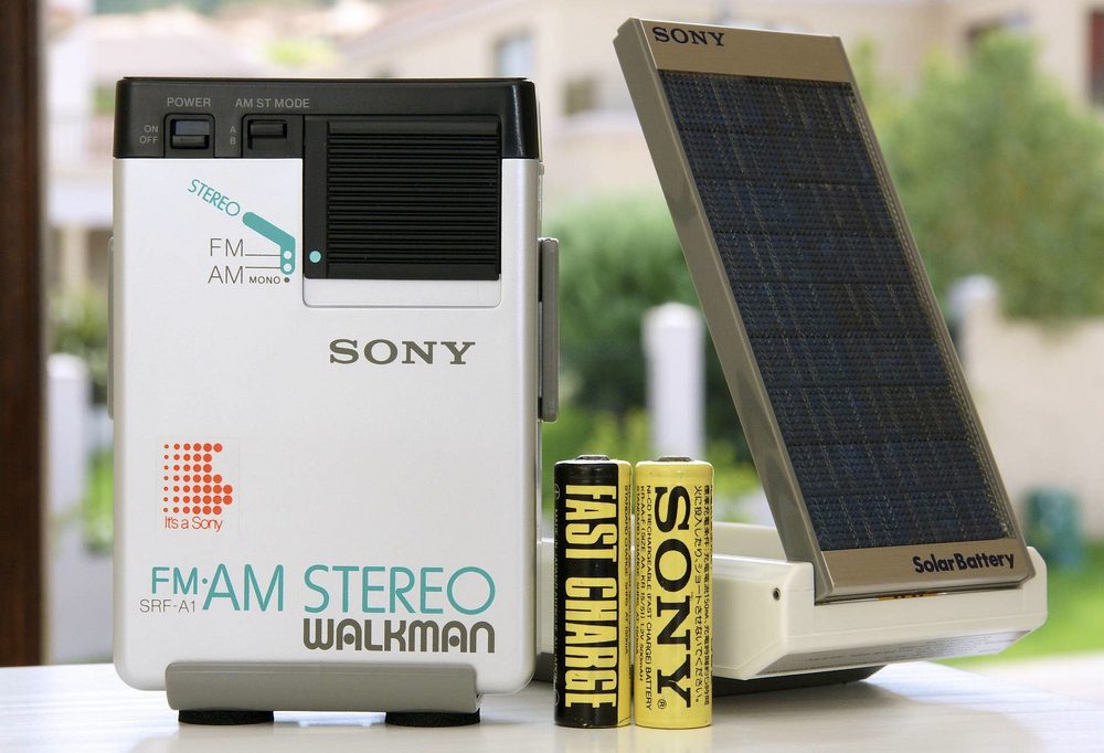 Sony SRF-A1 FM/AM Stereo Walkman (1984) + Sony BPT-36 Solar Charger (1984)