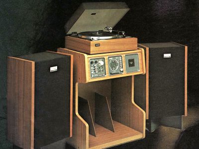 Clarion Fashionable Stereo