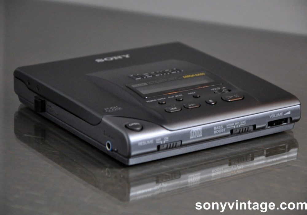Sony D-303 Discman (1992)