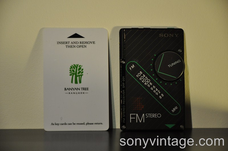 Sony FM RADIO SRF-201 (1985)