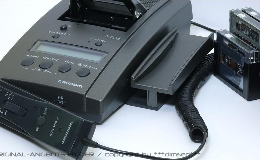根德 GRUNDIG DT3220 微型磁带录音机