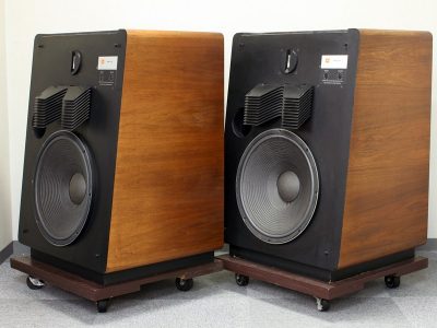 JBL L300 音箱