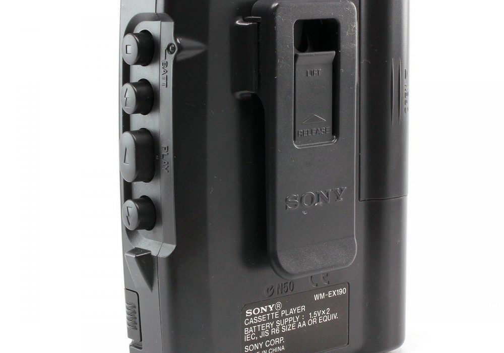 SONY WM-EX190 随身听 Mega BASS Personal Stereo 磁带播放机