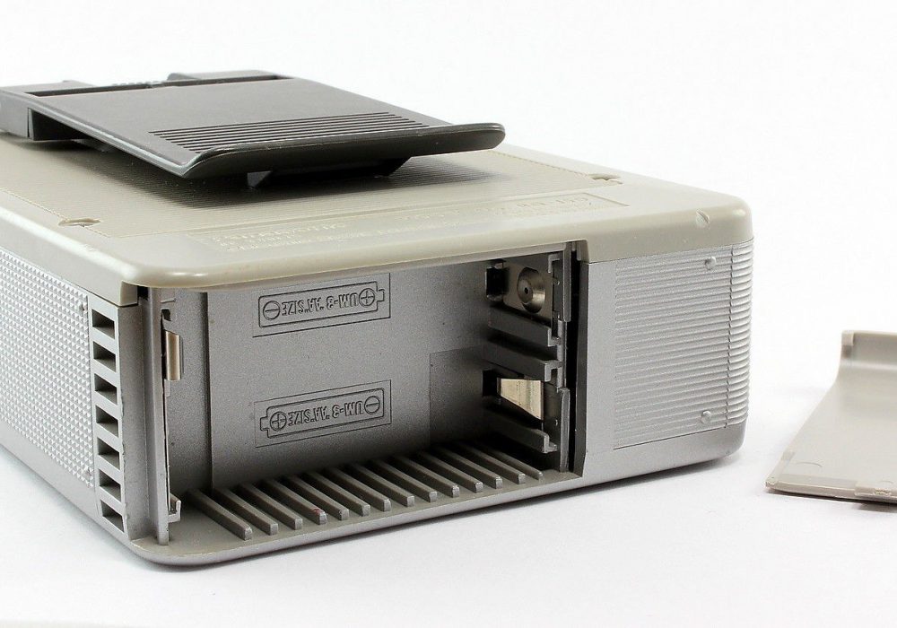 PANASONIC RQ-J50 便携 Stereo 磁带播放机