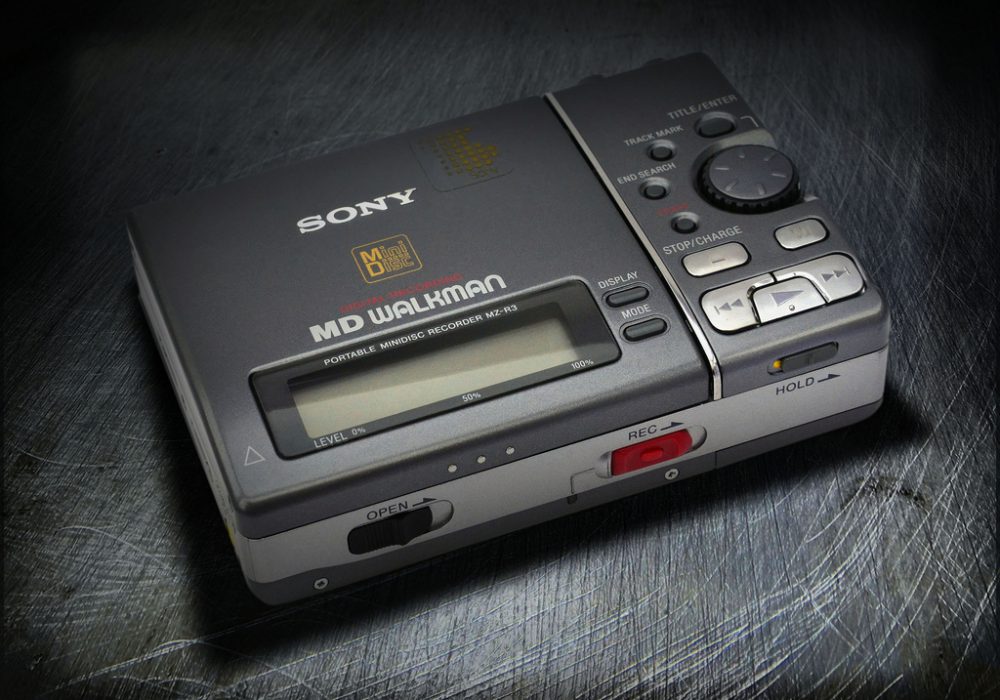 SONY MZ-R3 Mini Disc Player and Recorder