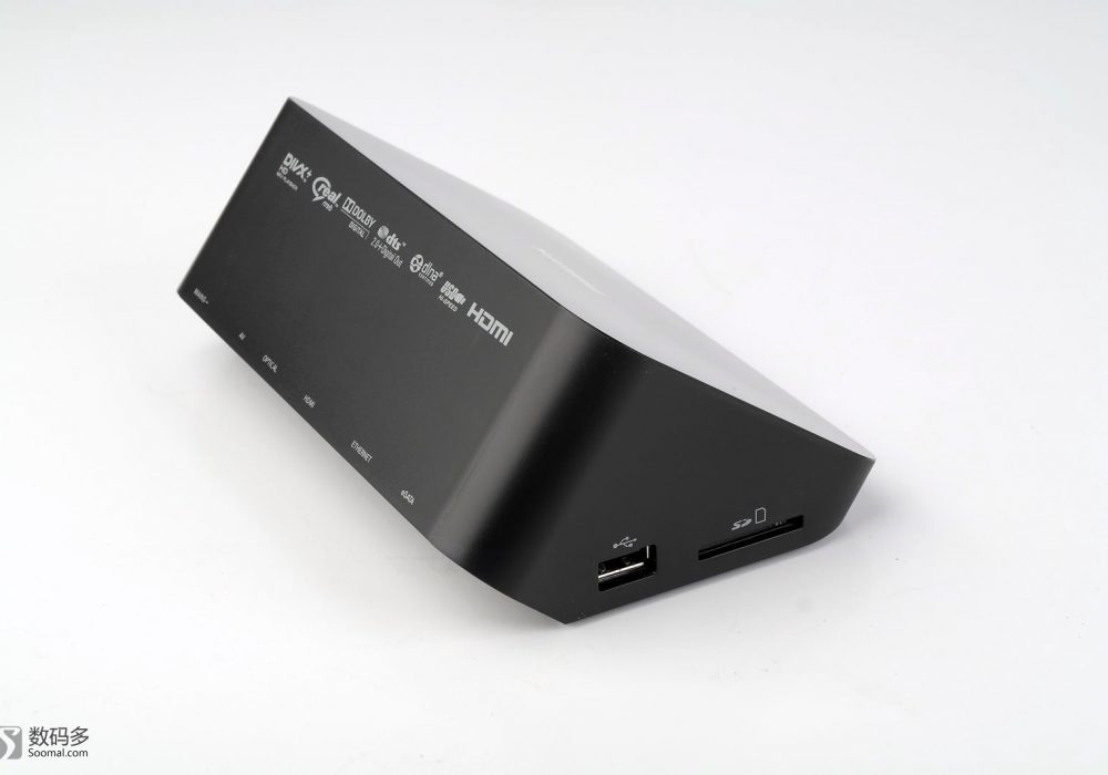 Philips 飞利浦 HMP4000 高清播放器-侧面的USB接口和SD卡插槽