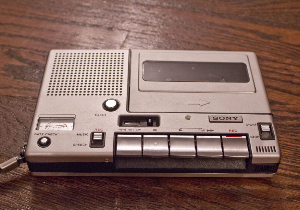 SONY TC-150 Cassette Tape Recorder 03