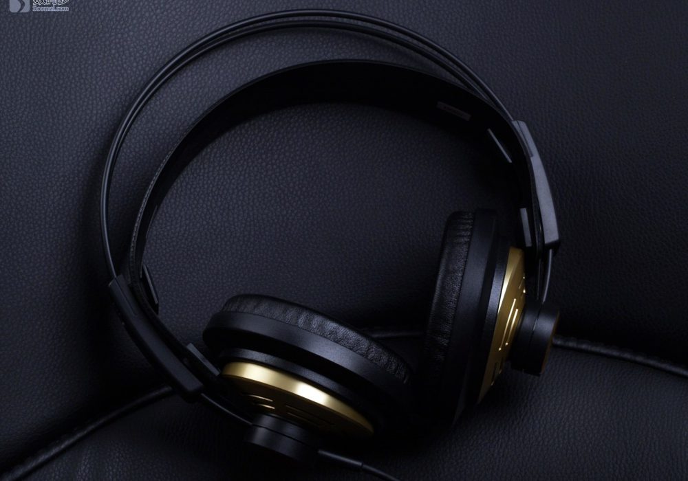 爱科技 AKG K121 studio 头戴式耳机