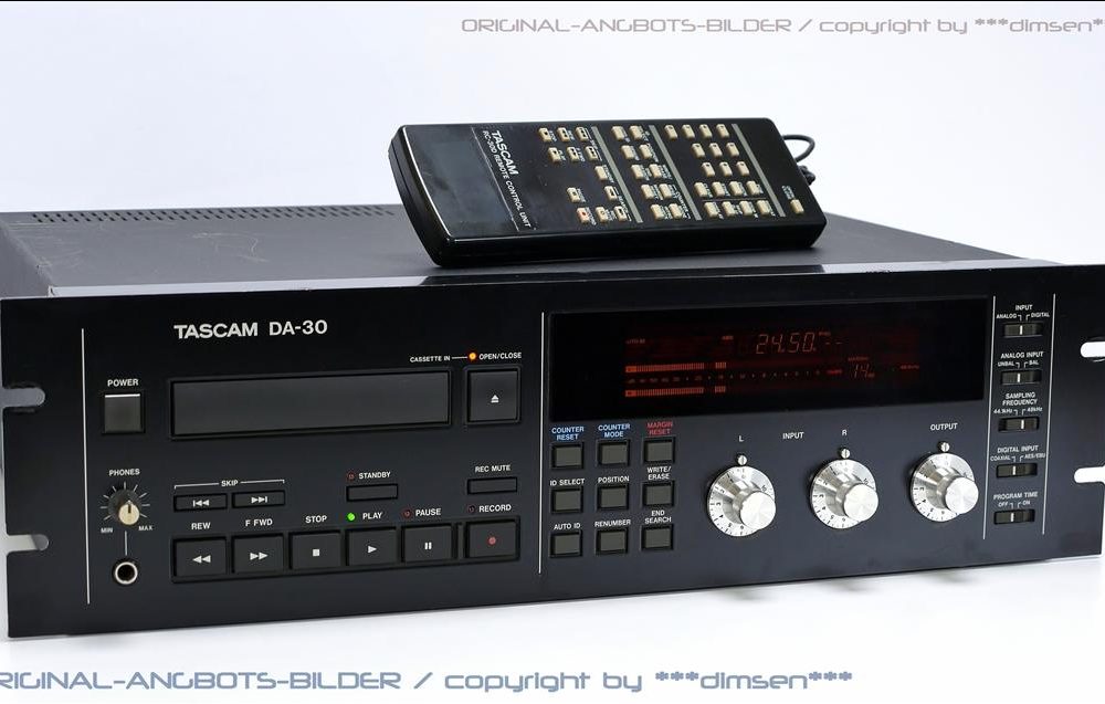 TASCAM DA-30 专业卡座