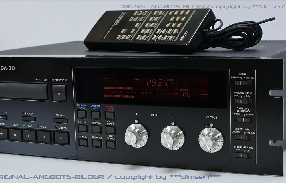 TASCAM DA-30 专业卡座