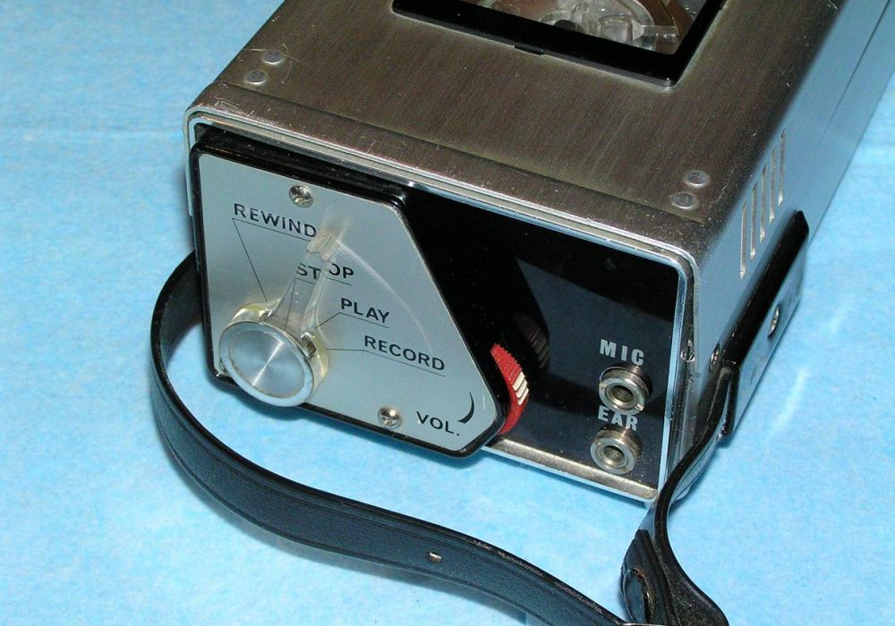 Juliette LT-44 便携开盘机/录音机