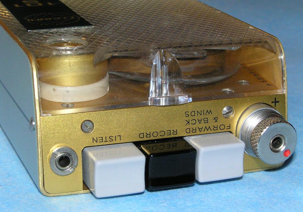 精致的 Fi-Cord 101S 微型磁带开盘机