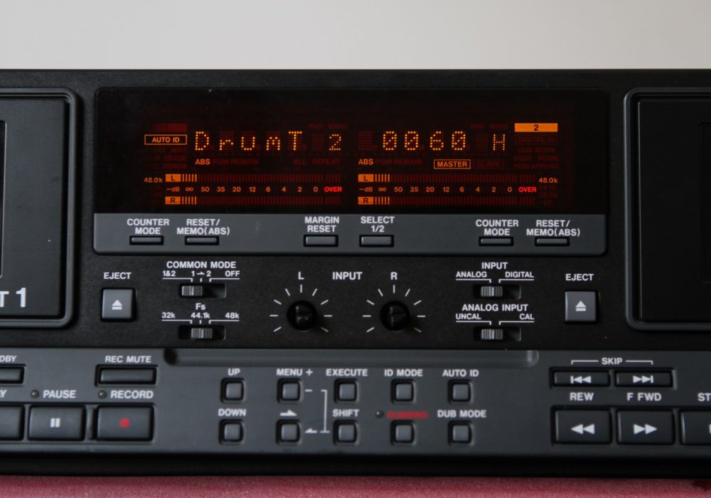 TASCAM DA-302 DAT播放机