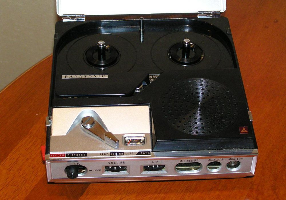 Panasonic RQ-115 磁带录音机