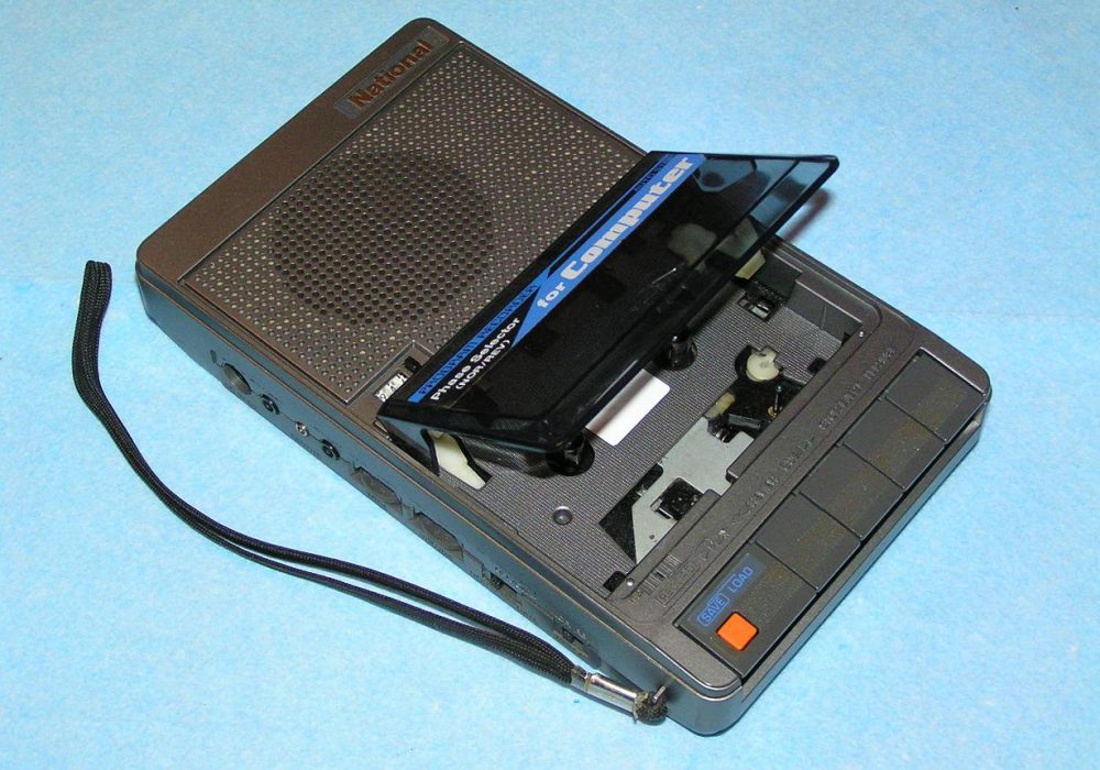 National RQ-8100 磁带录音机