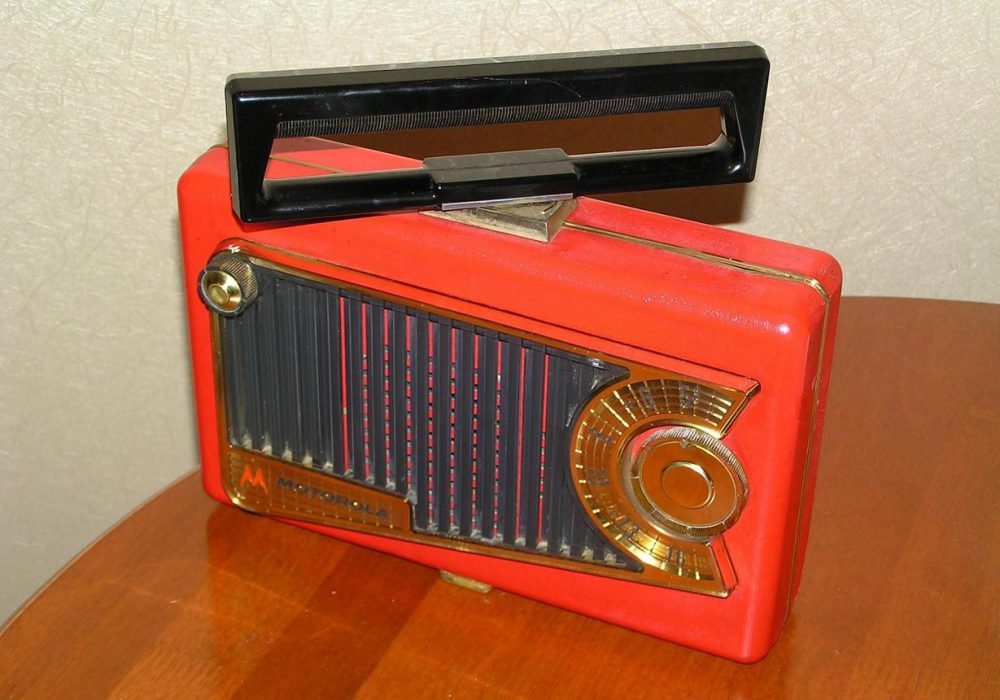 Motorola 56L2 收音机