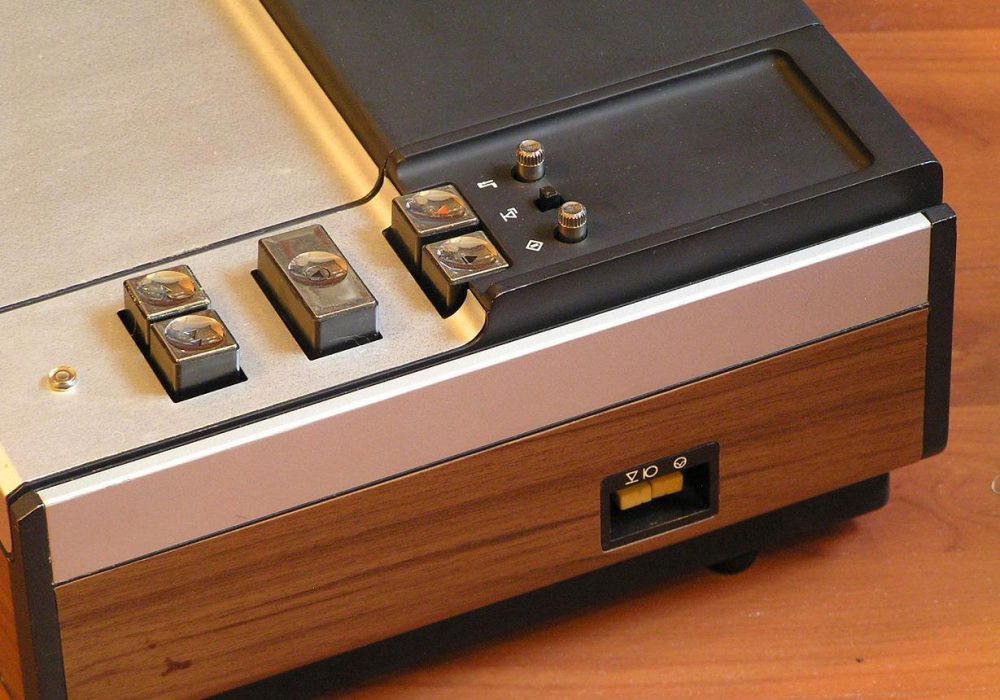 Electronica L1-08 开盘式录像机