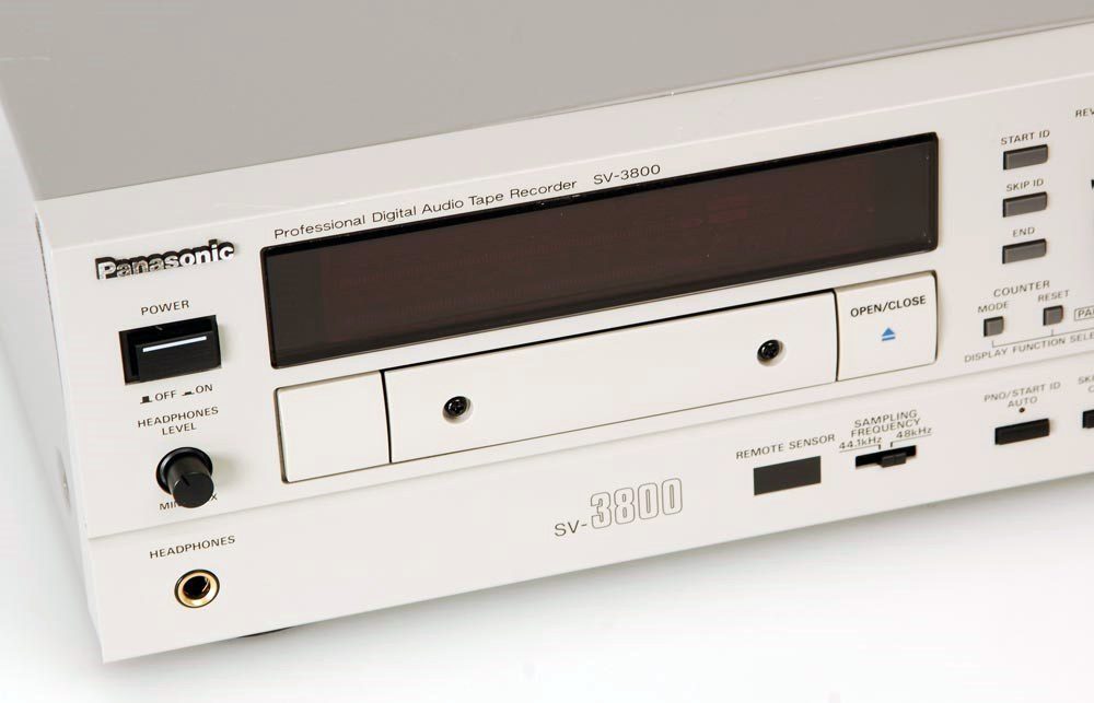 Panasonic SV-3800 DAT播放机