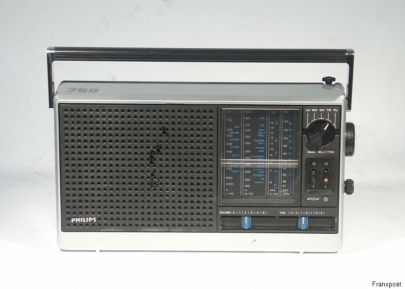 飞利浦 PHILIPS 750 便携收音机