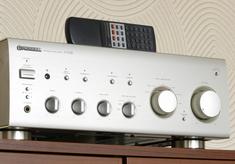 PIONEER A-702R 功率放大器