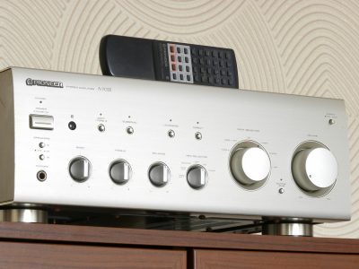 PIONEER A-702R 功率放大器