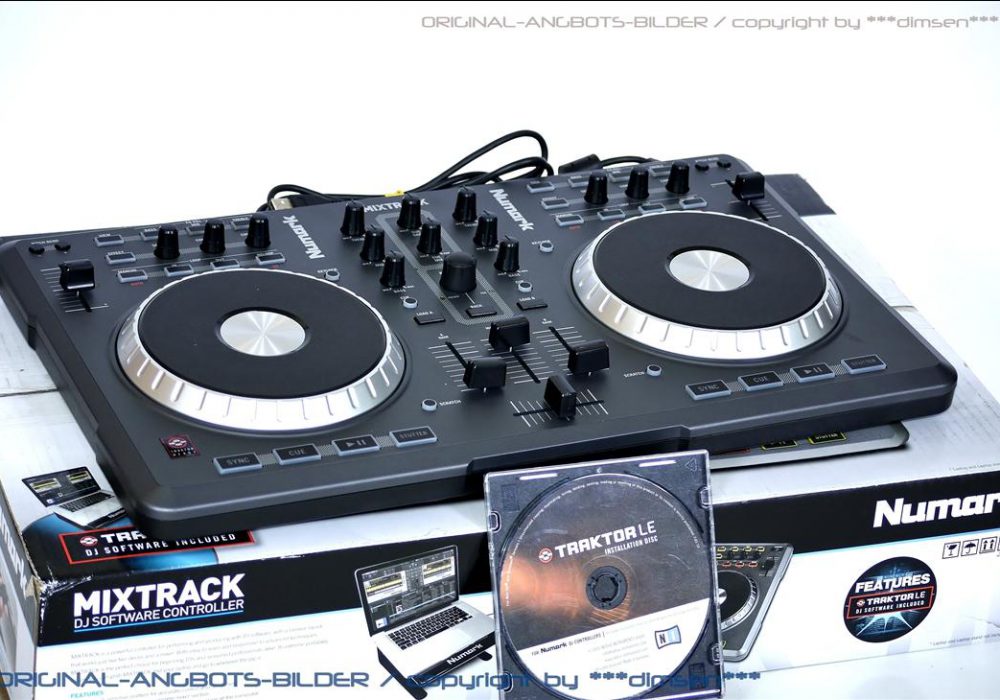 NUMARK Mixtrack CD打碟机(DJ机）
