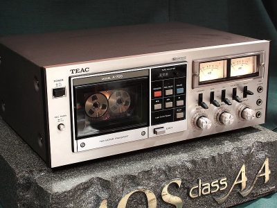 TEAC A-700 双表头古典卡座