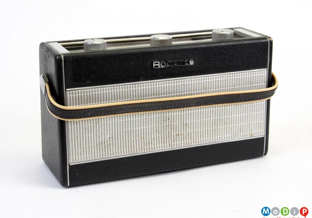 Roberts RIC 1 radio
