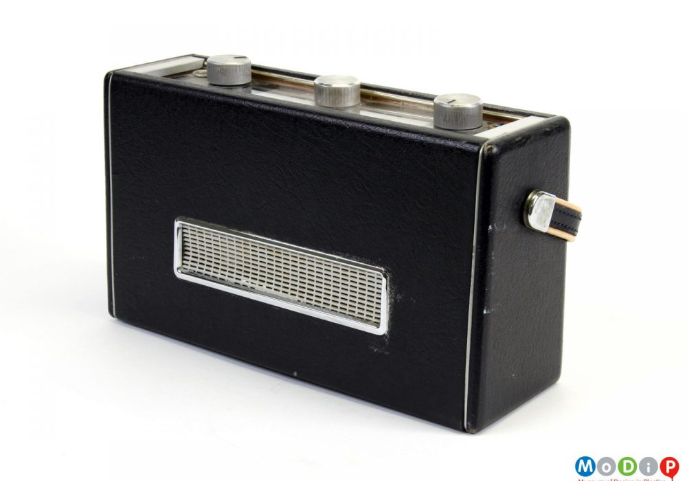 Roberts RIC 1 radio