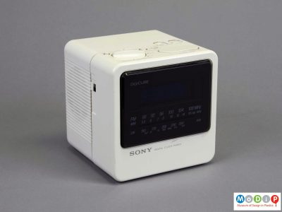 SONY 1CF-C12L Digicube 钟控收音机