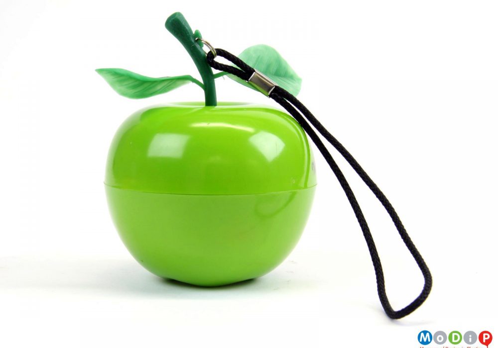 Mrs McGillvray's Scotch Apple Liqueur radio