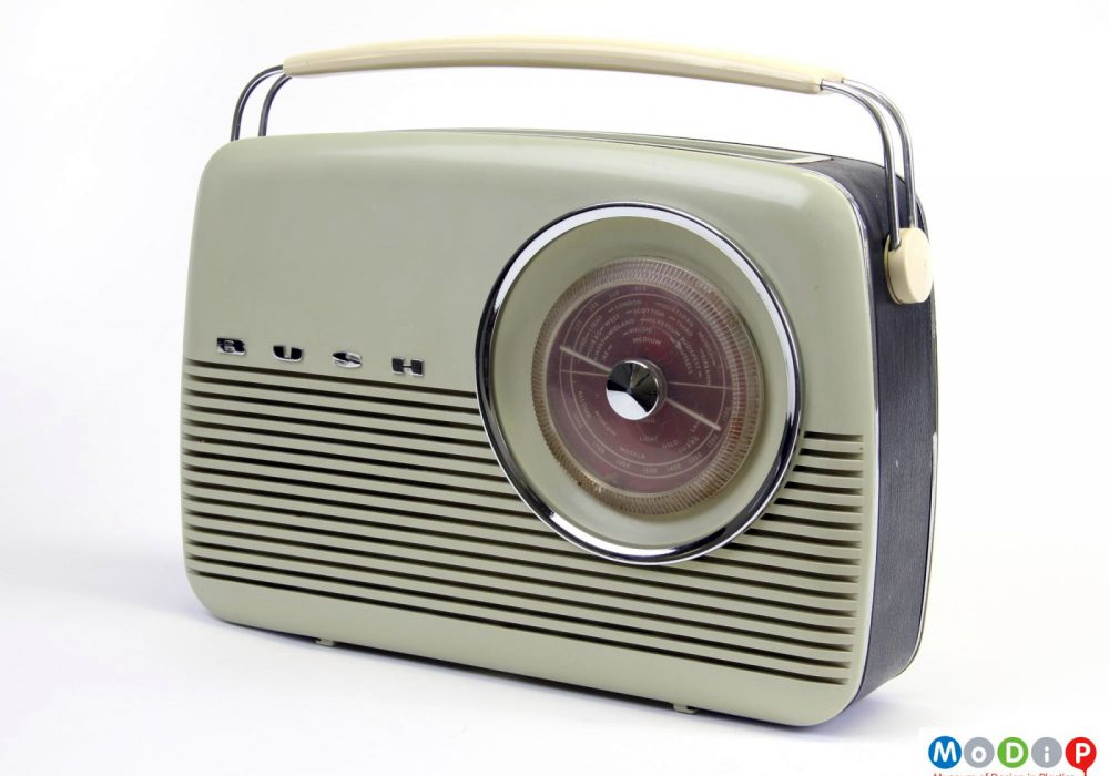 Bush TR82C transistor radio