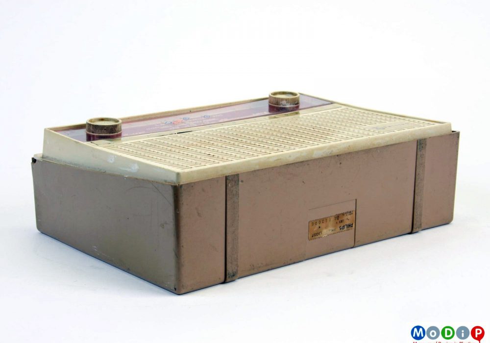 Philips L3G03T transistor radio