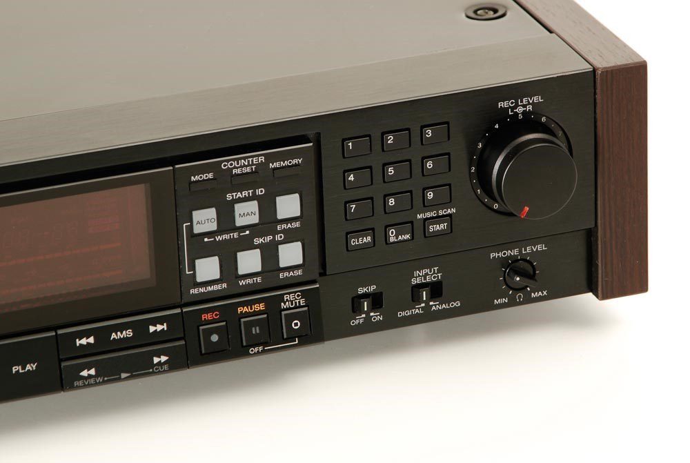 SONY DTC-1000ES DAT播放机