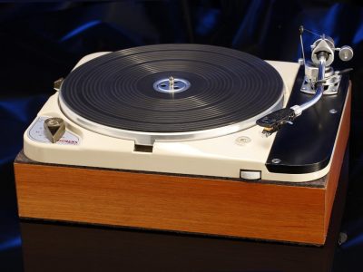 多能士 Thorens TD-124 黑胶唱机 with SME 3009 S2 Tonearm