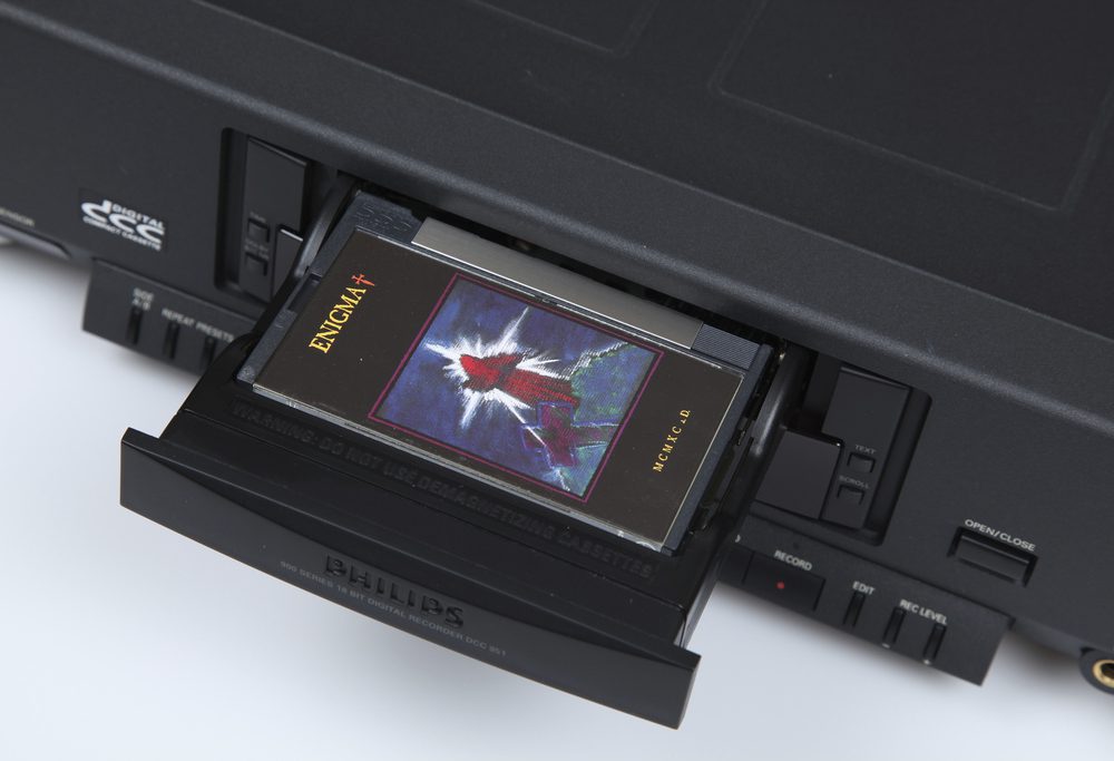 Philips DCC-951 Digital Compact Cassette Recorder - 3