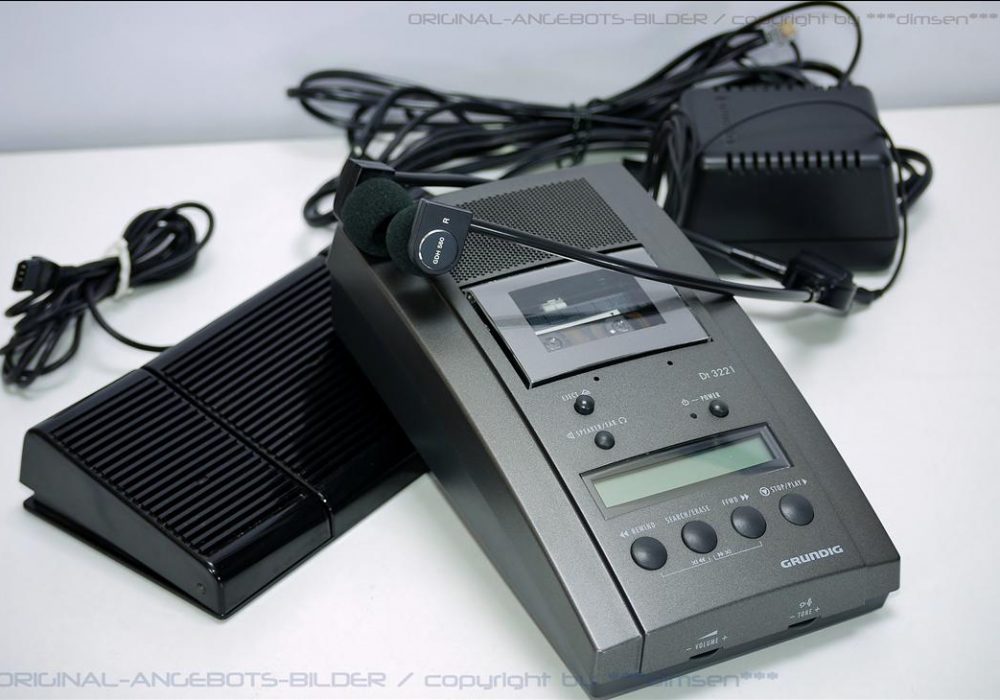 根德 GRUNDIG DT3221 微型磁带录音机