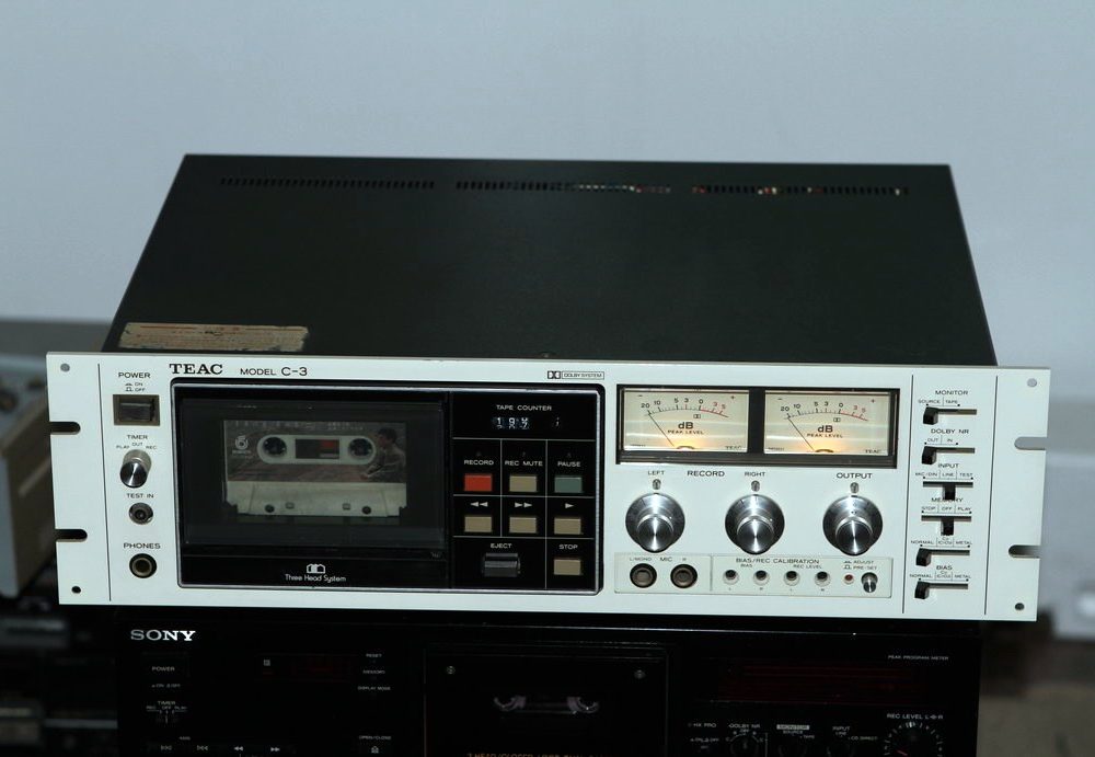 TEAC C-3 双表头三磁头卡座