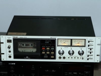 TEAC C-3 双表头三磁头卡座