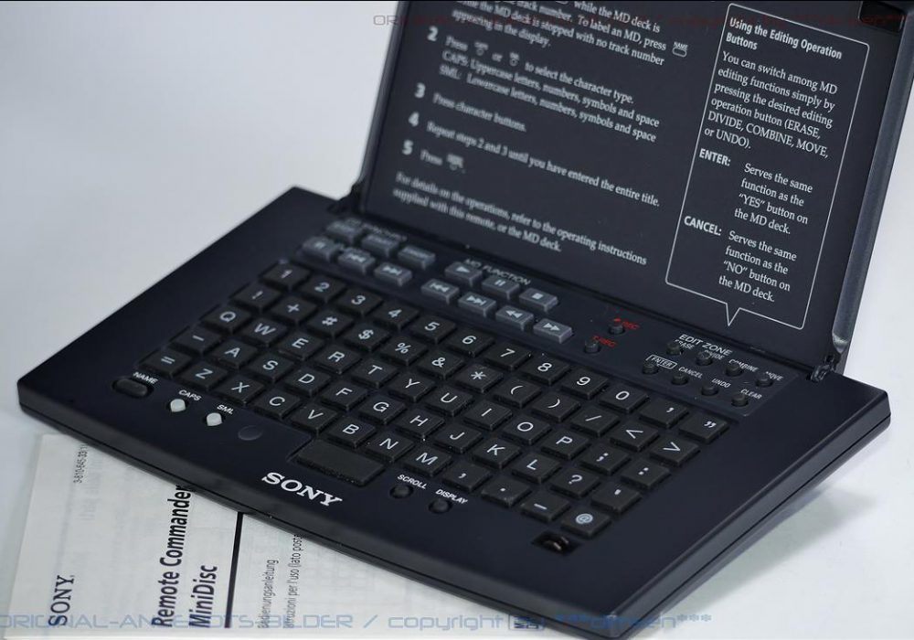 索尼 SONY RM-D11P 全键盘遥控器
