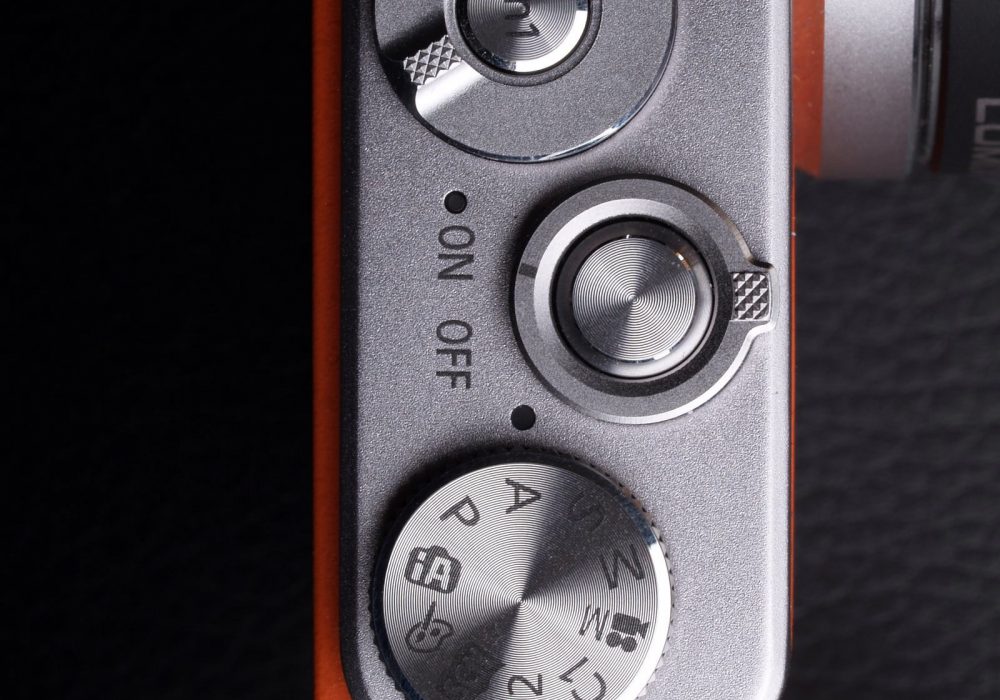 Panasonic 松下 DMC-GM1微型可换镜头数码相机 - 顶部控制键和转盘区